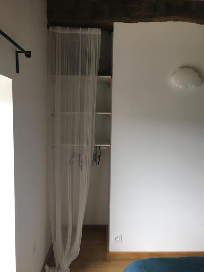 Gite Libertalia Salles-la-Source Екстериор снимка